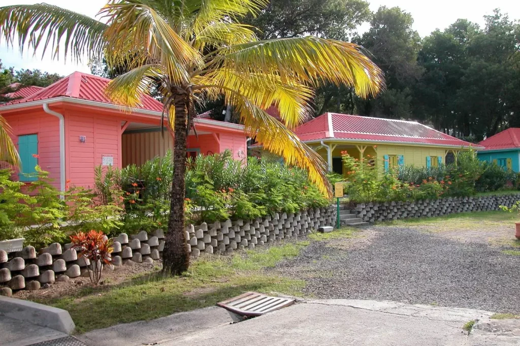 Réalisation - Mur de soutènement Atalus standard sapeb | Béton Futé : Sapeb Martinique, Préfakit, SDPI