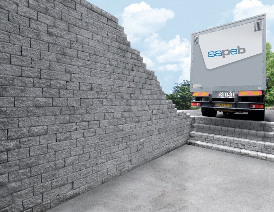 Réalisation - Mur de soutènement Leromur standard sapeb | Béton Futé : Sapeb Martinique, Préfakit, SDPI